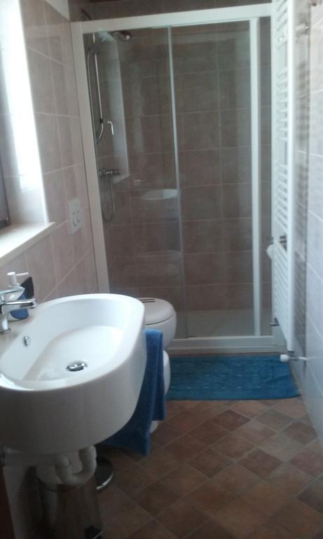 Casa Vacanze Chez Sapin Fenis Bilik gambar